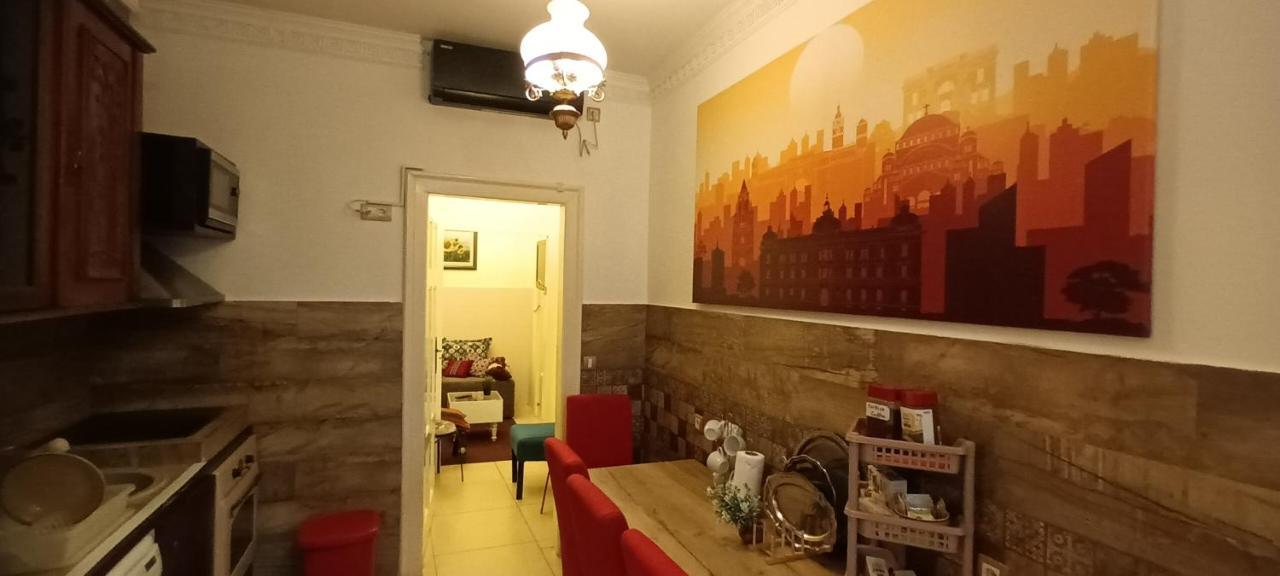 Authentic Belgrade Centre Hostel - Only Private Rooms Екстериор снимка